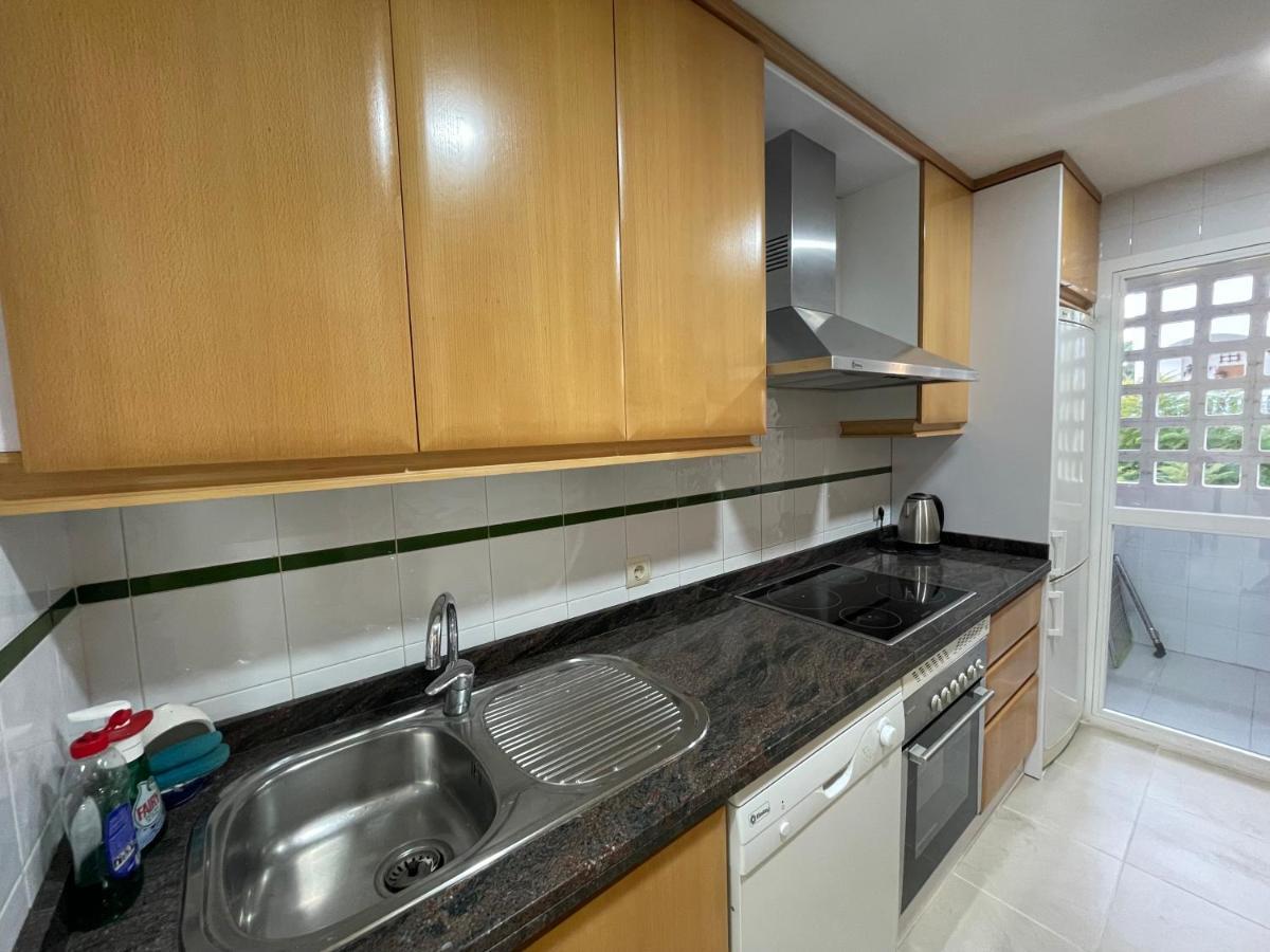 Сozy 2 Bedroom Apartment In Best Area Of Marbella Exteriör bild